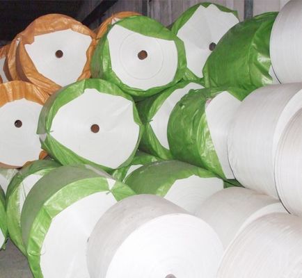 PP Woven Sack Roll UV المعالج بالأشعة فوق البنفسجية 650D - 2000D قماش بولي بروبيلين أبيض